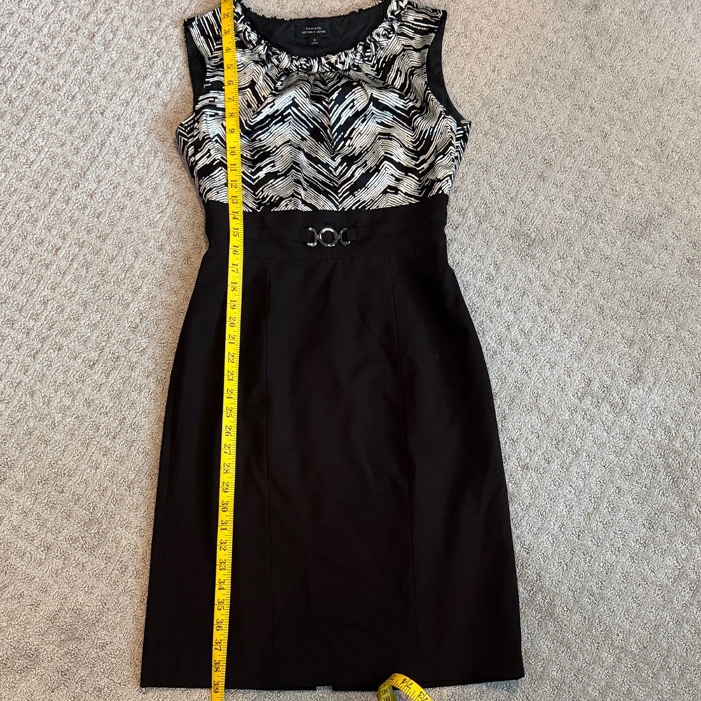 Tahari Black and Silver silk Chevron Midi Dress